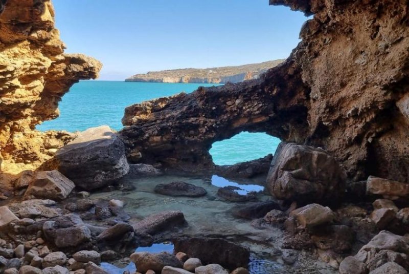 Plaka bei Chania Kreta - Plaka: Meeresfront Baugrundstück mit Baugenehmigung zu verkaufen Grundstück kaufen